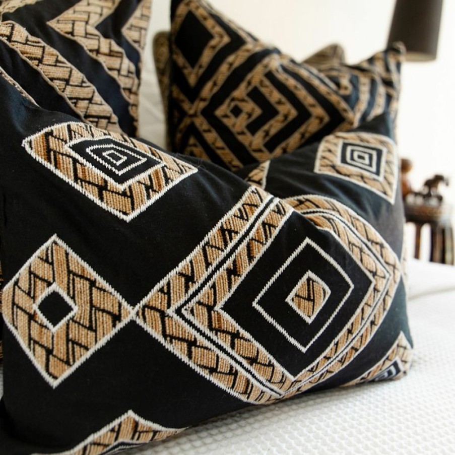 Furnishings * | Bandhini Shoowa Diamond Lumber Black Cushion 35X55Cm Simple Drawing