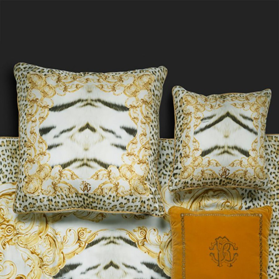 Furnishings * | Roberto Cavalli Tiger Frame Silk Cushion Gold 40X40Cm Nice Style